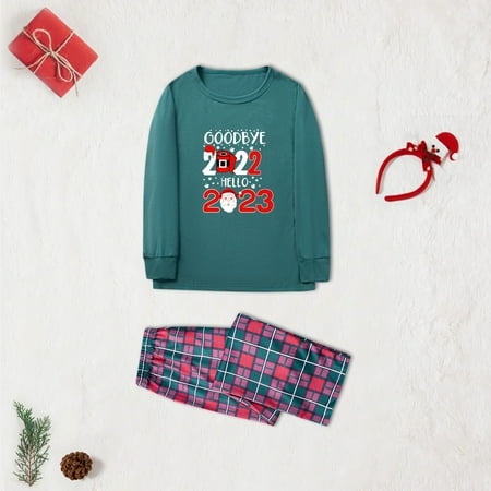 

ERTUTUYI Family Matching Christmas Pajamas Set Solid Sleeves Cute Pattern Printing Festival For Adults & Kids Parent Child Outfit Green 4T