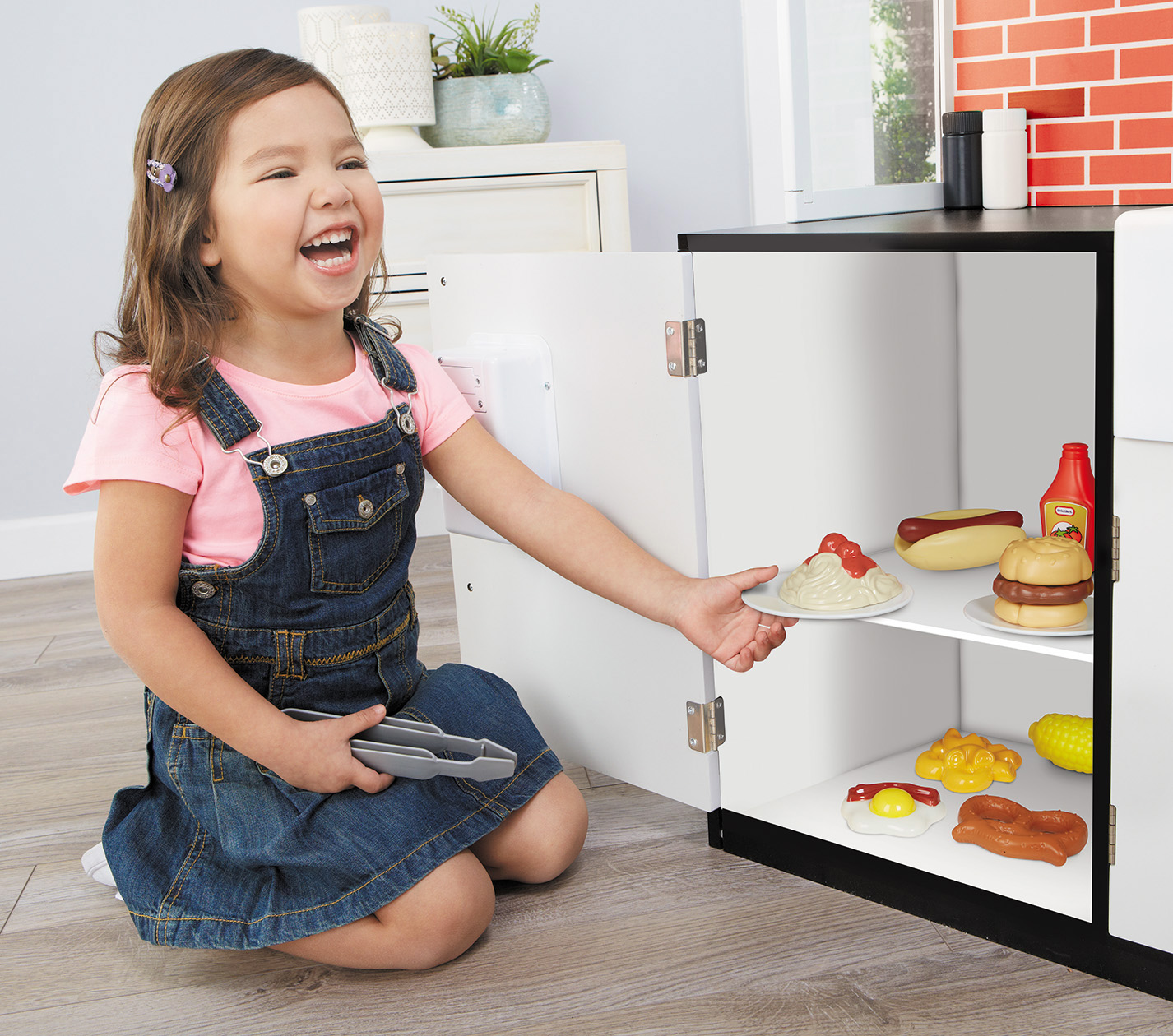 Little Tikes Modern Play Kitchen with 40 Piece Accessory Play Set - image 5 of 7