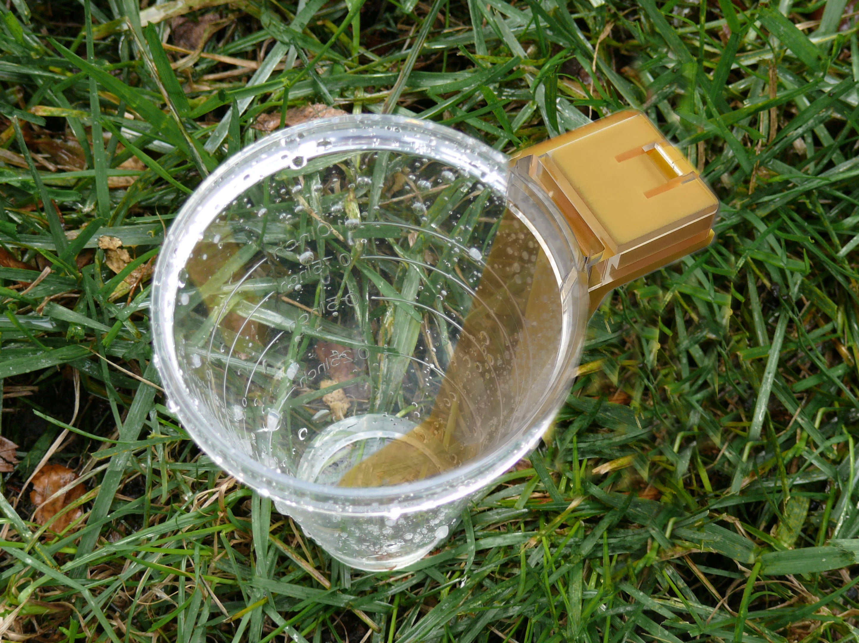 Accurate Sprinkler SET of 8 Rain Gauge | Outdoor lawn
