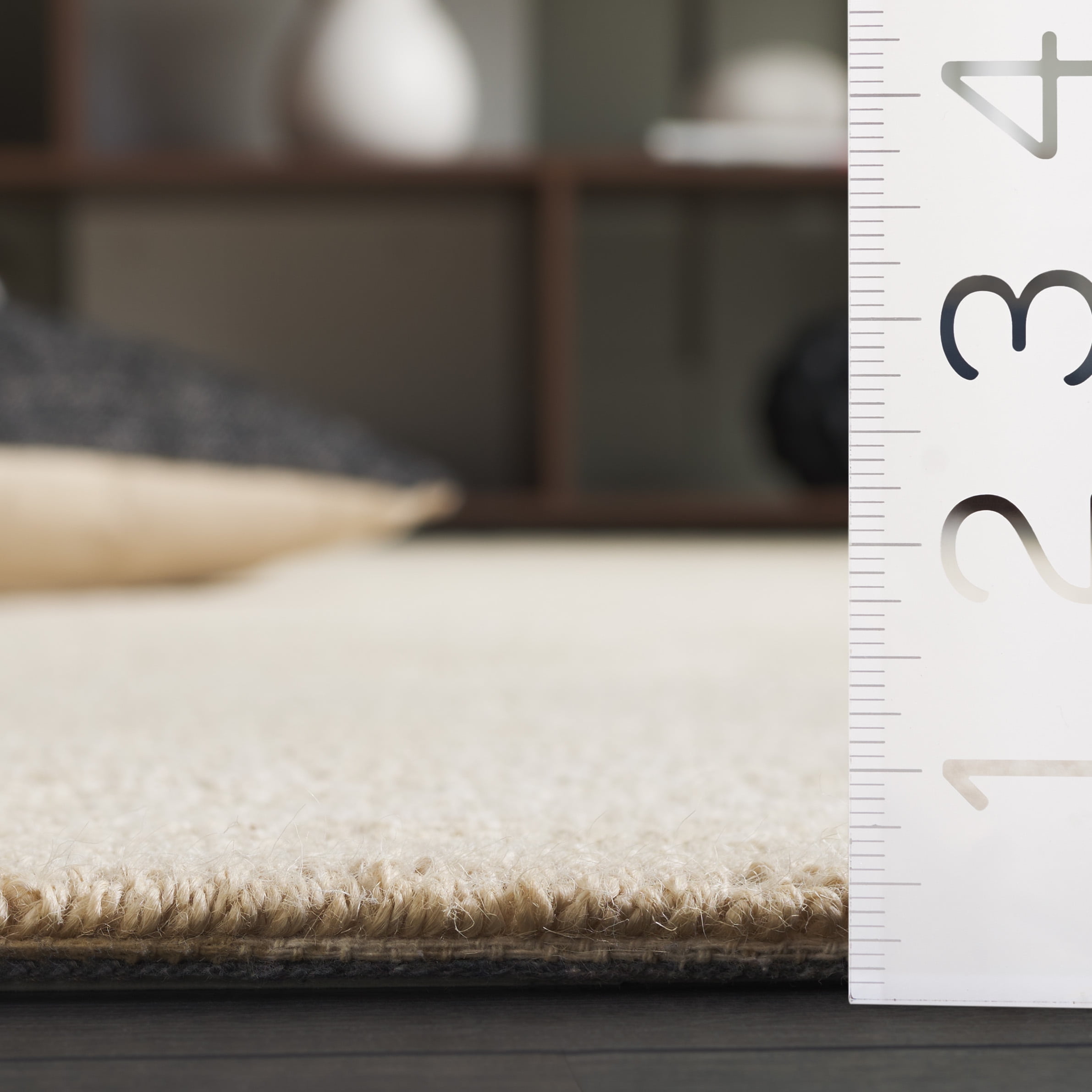 SAFAVIEH Natural Fiber Corine Solid Area Rug, Ivory, 6' x 6' Round