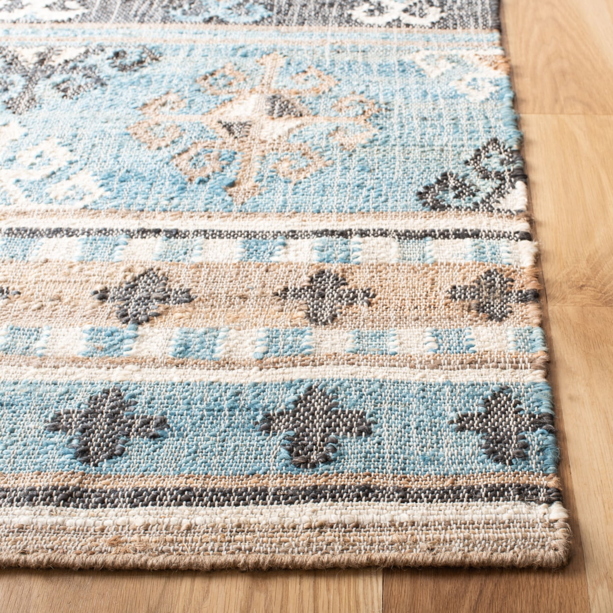 SAFAVIEH Kilim Elsie Tribal Area Rug, Blue/Ivory, 8' x 10'