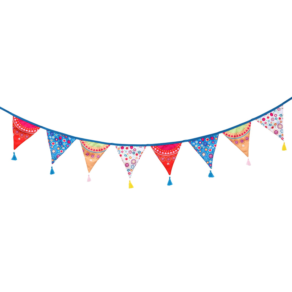 Canada Small Triangle Bunting 12 flags on this 5 meter Long Bunting 