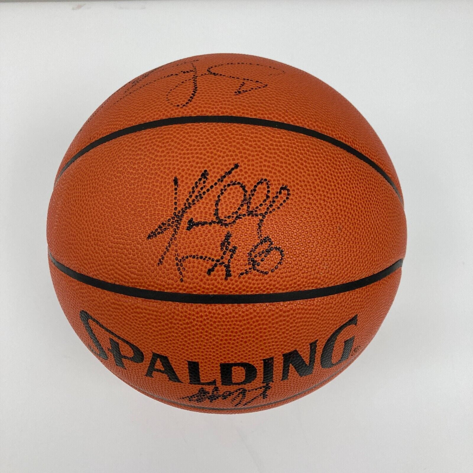 1993-94 Seattle SuperSonics Official Spalding Game Basketball Shawn Kemp Beckett