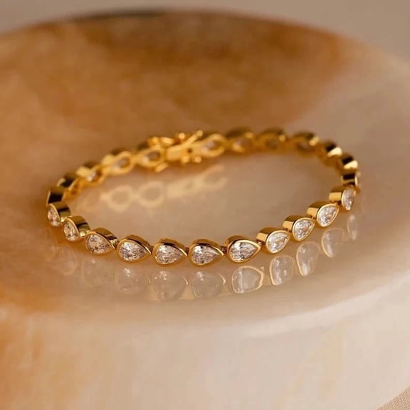 9 Ct Pear Cut Lab Created Diamond Women's Tennis Bracelet 14k Yellow Gold Plated