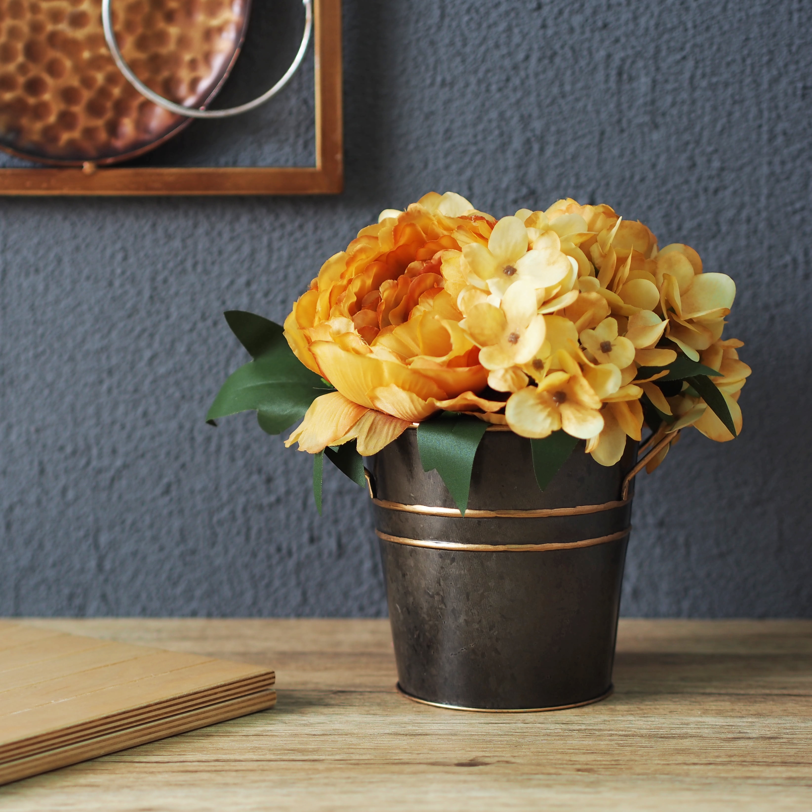 Elegant Expressions by Hosley Metal French Bucket with Handles, 5'', Black Zinc with Gold Trim