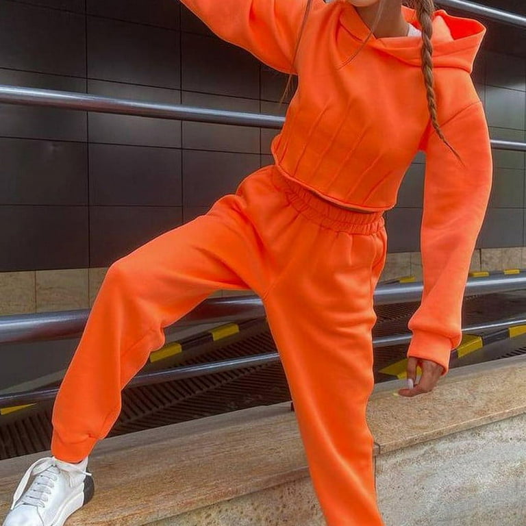 Women Sweatsuits Sets 2 Piece Outfits Cropped Hoodie Sweatshirt and  Sweatpants Long Joggers Tracksuit Set with Pockets 
