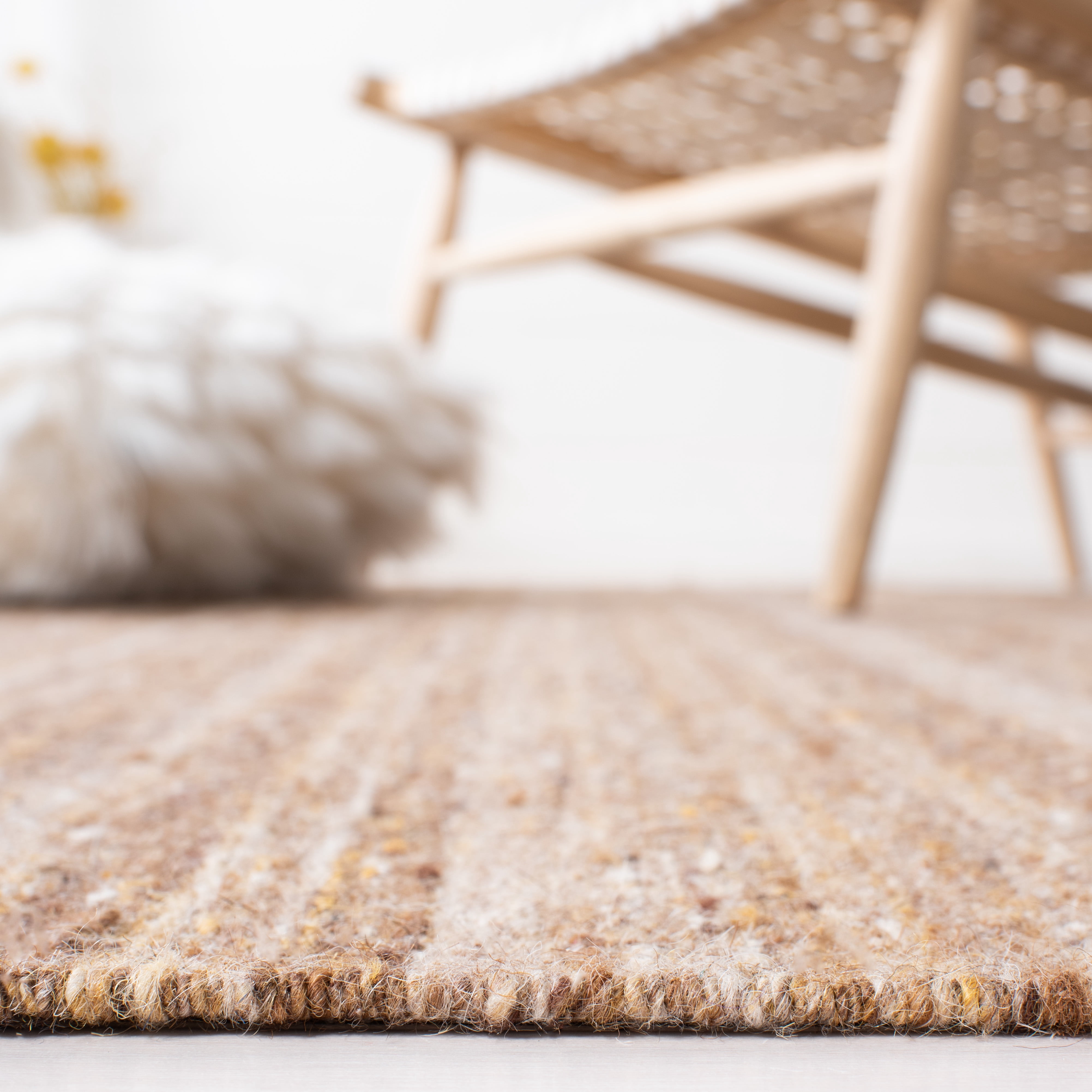 SAFAVIEH Kilim Russell Striped Area Rug, Beige/Yellow, 5' x 8'