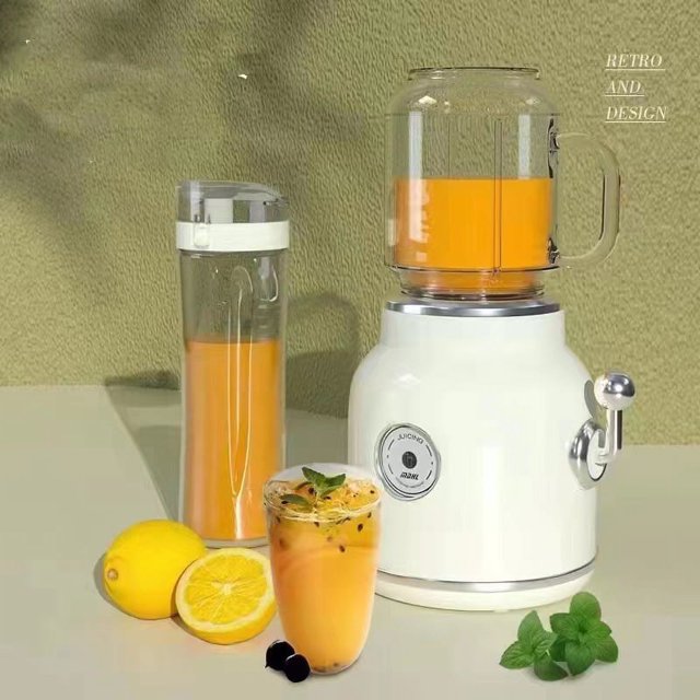 Portable Shake Blenderwith Stainless Steel Blades,Mini Blender with Double Shakeand Ice Crush Maker Household Fruit Mixer Blender Meticulously Designed