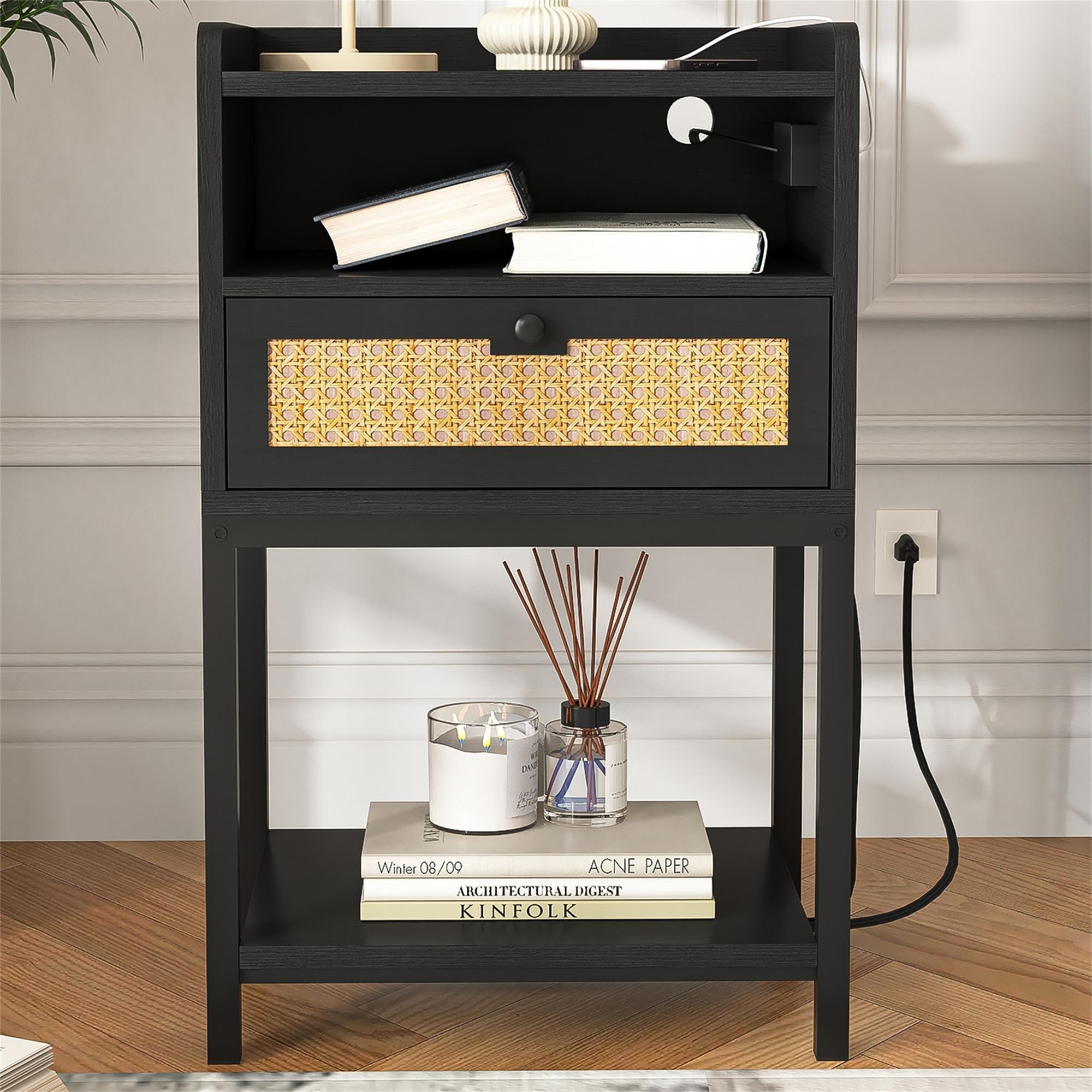 Kadyn Modern Nightstand, Night Stand with Charging Station & USB Ports, Bedside Table with Drawers and Charging Cable for Living Room, Black