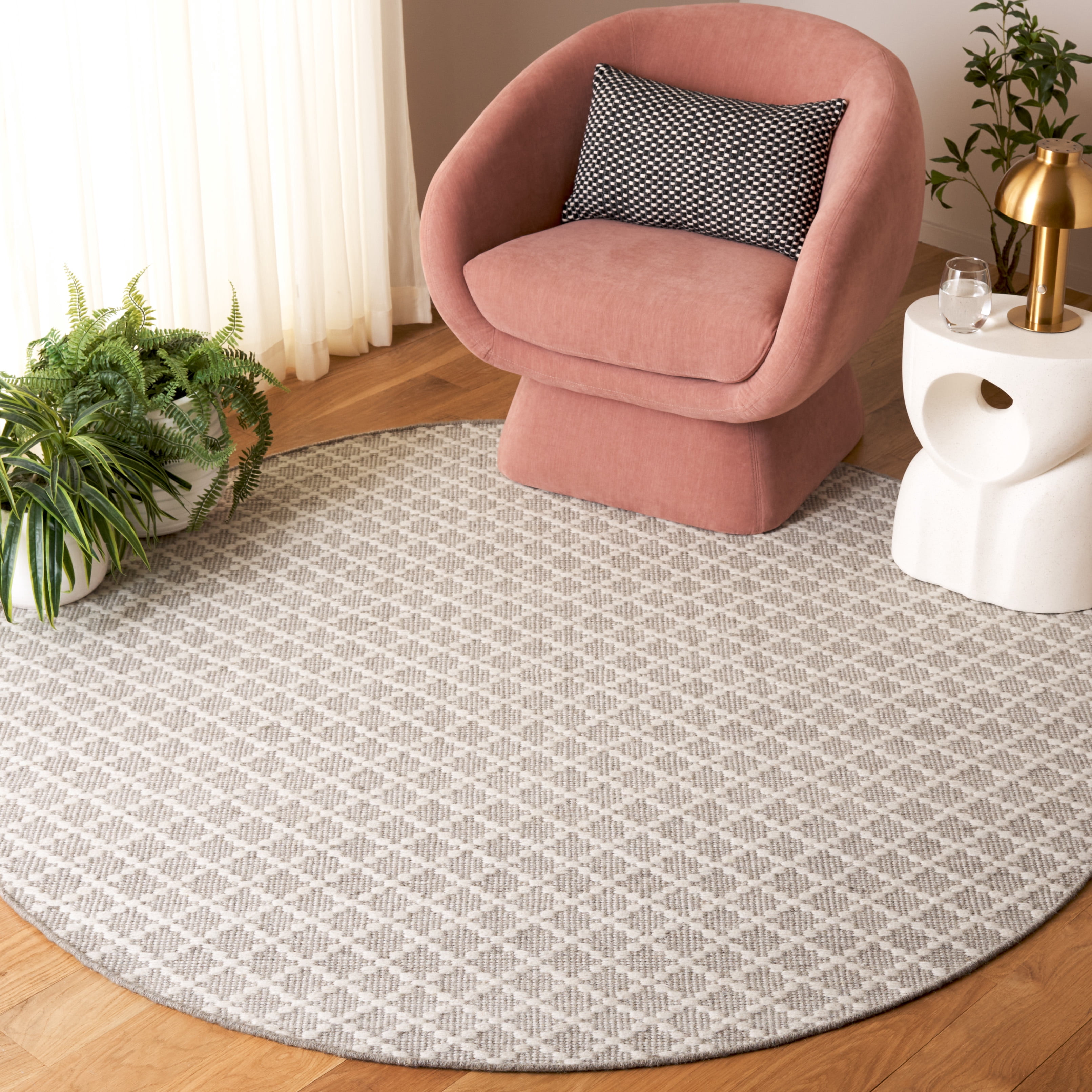 SAFAVIEH Vermont Jilliean Diamond Quatrefoil Area Rug, Gray/Ivory, 6' x 6' Round