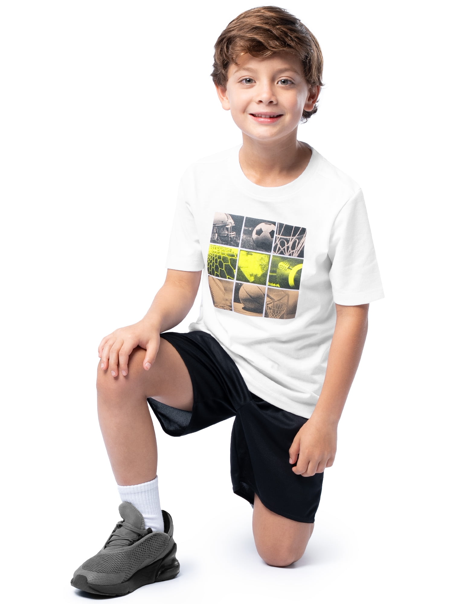 Athletic Works Boys Short Sleeve Graphic T-Shirt, Sizes 4-18 & Husky
