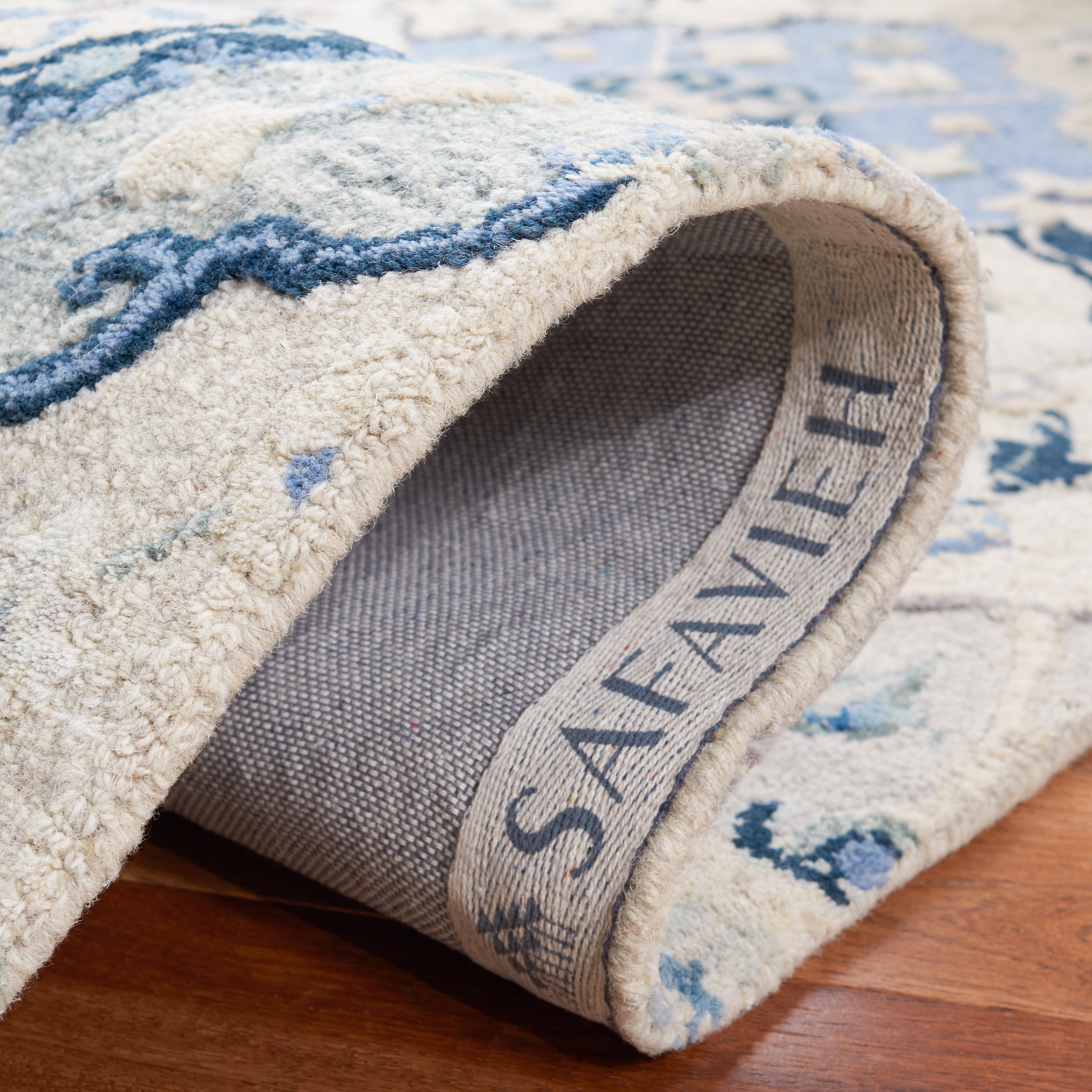 SAFAVIEH Glamour Charmaine Floral Wool Runner Rug, Beige/Blue, 2'3" x 10'