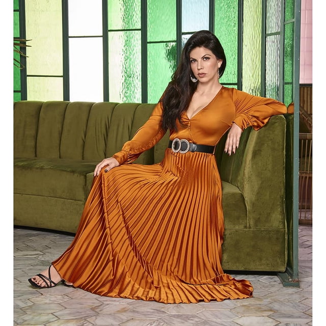 983-97 Vestido largo dama Maxidress tableado satín color shedrón Cklass 983-97