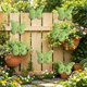 thumbnail image 4 of Adornos de pared de mariposas de hierro – Adornos de jardín pintados a mano para vallas, patios, terrazas y decoración exterior – Acentos de arte de metal resistentes a la intemperie para am, 4 of 6