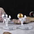 thumbnail image 2 of Soporte creativo para teléfono móvil con forma de astronauta, soporte plano para escritorio, soporte para teléfono móvil, adornos artesanales, 2 of 3