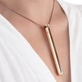 thumbnail image 1 of Collier Rechargeable Le Wand Vibe en Or Rose, 1 of 5