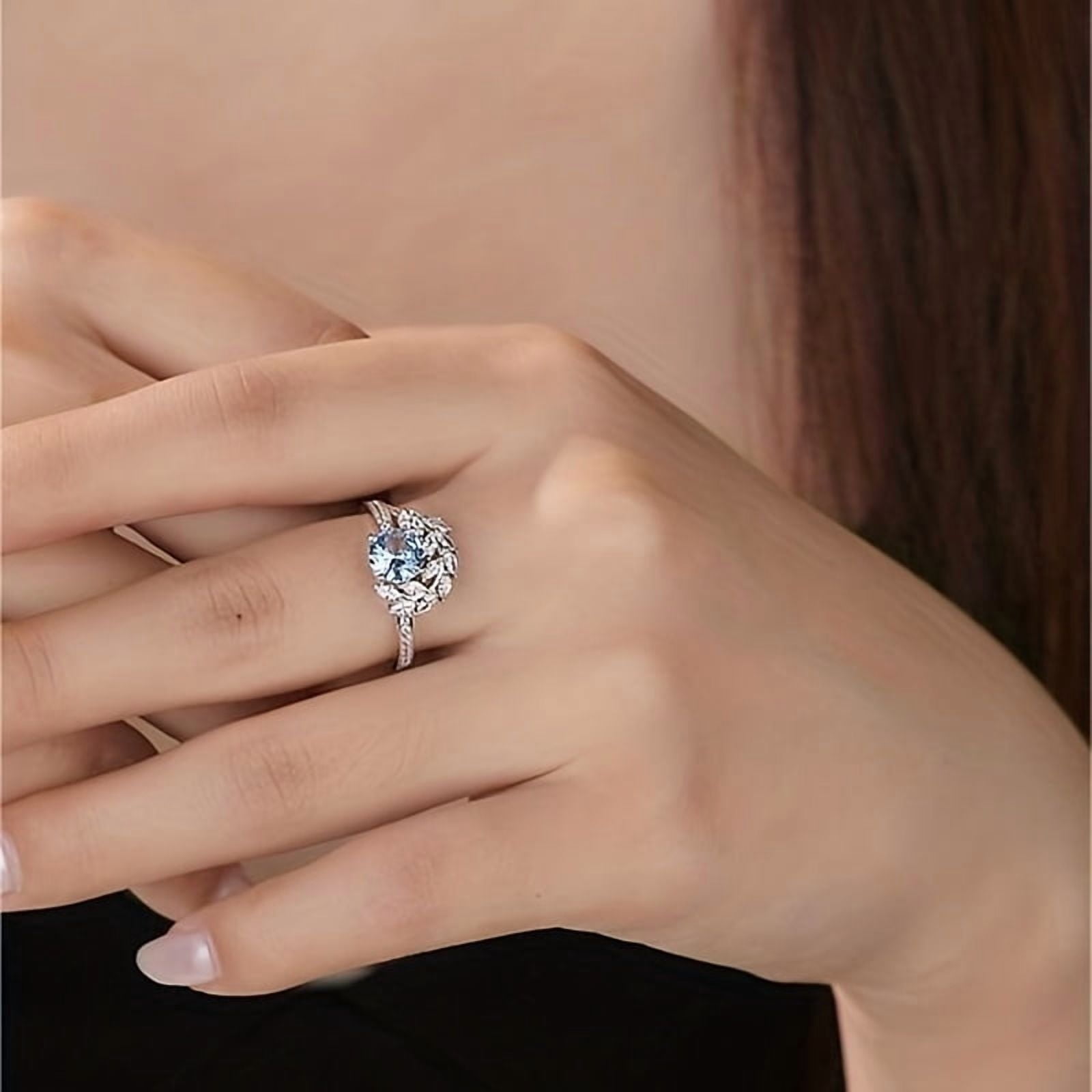 1 Carat Fashion Sparkling Light Blue Moissanite Ring D Color VVS1 Clarity Diamond S925 Sterling Silver Engagement Rings, Exquisite Gift, Promise Ring For Women