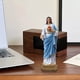 thumbnail image 5 of Estatua de Resina de La Virgen de Guadalupe María, Decoración Familiar para El Hogar, Regalos y Oficina., 5 of 7