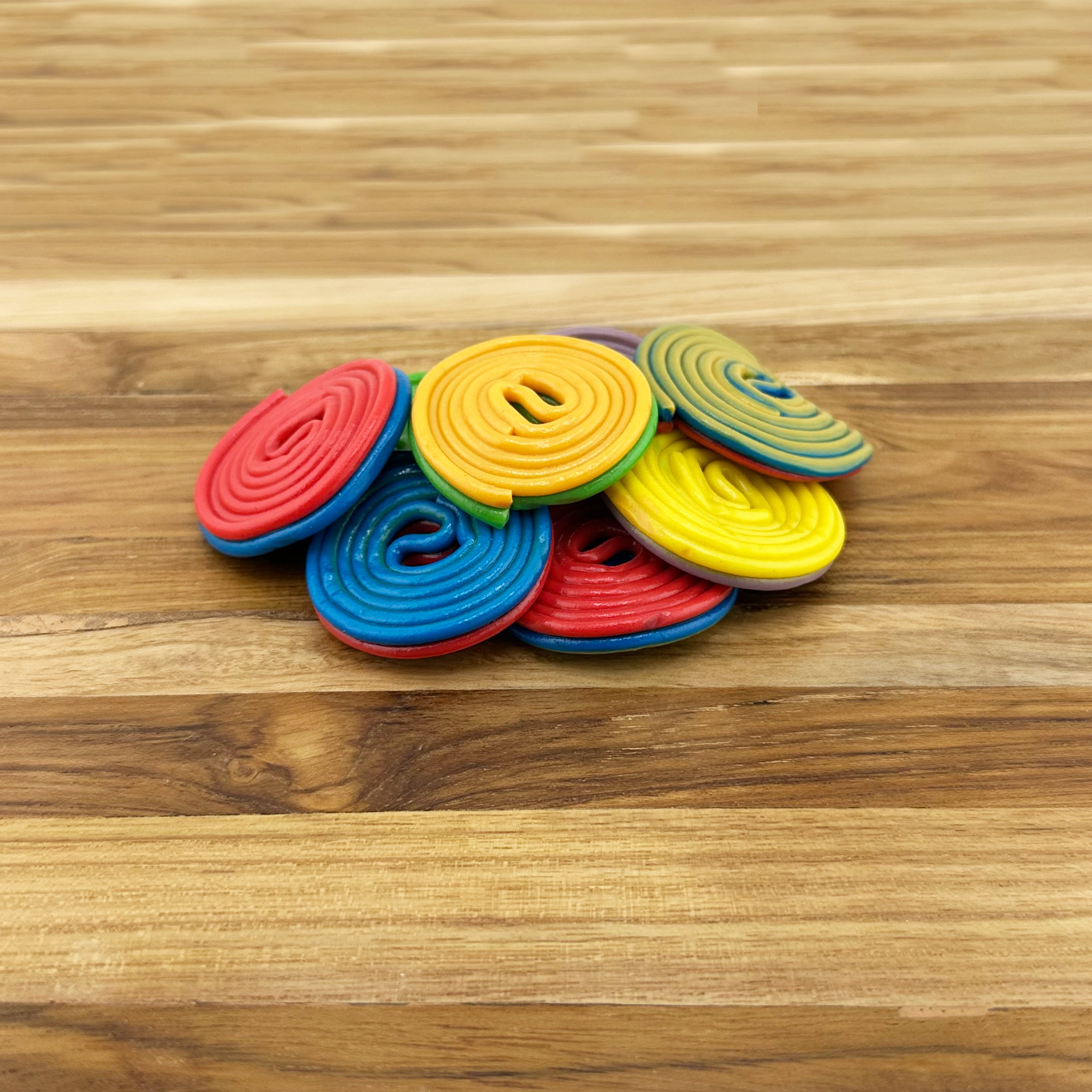 FirstChoiceCandy Licorice Wheels Gummy Candy (Two Faced Rainbow, 5 Pound)