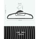 thumbnail image 5 of 50 Perchas de Plástico, Antideslizantes, Ahorro de Espacio, 41,5 cm de Largo, Gancho Giratorio 360º, Negro, 5 of 8