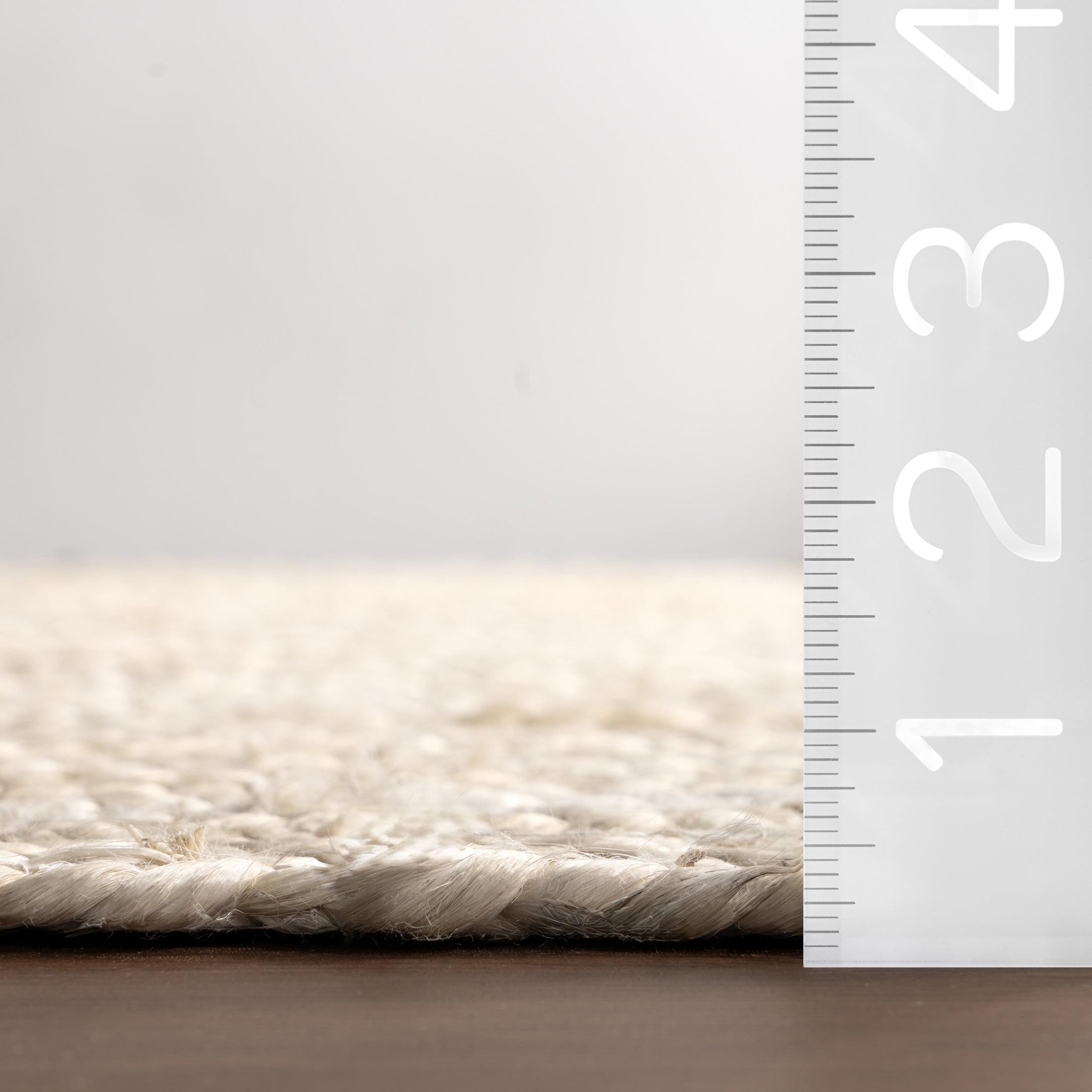 nuLOOM Rigo Hand Woven Farmhouse Jute Area Rug, Oval 5' x 8', Off-white