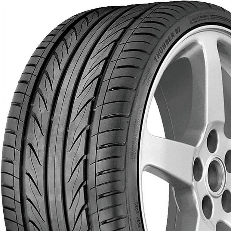Delinte Thunder D7 215/40R18 ZR 89W XL High-Performance All-Season 