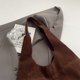 thumbnail image 4 of Bolso Chic Hobo Bag 8026 (Café), 4 of 9
