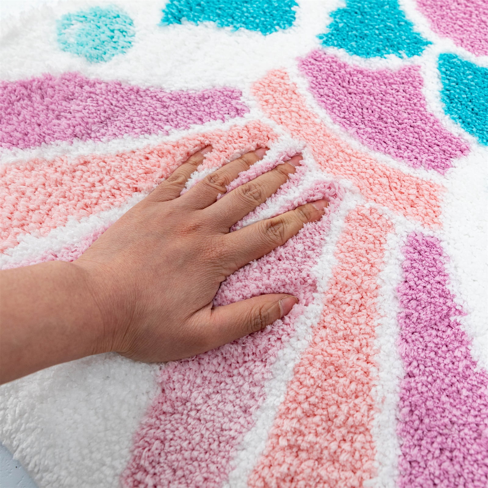 yingda1992 Mermaid Bath Mat Cute Pink Ocean Fish Scales Tail Shape Non-Slip Bathroom Rugs Absorbent Shower Bathtub Carpet 39.4x23.6in