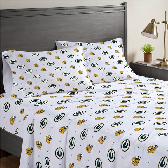Green Bay Packers Four-Piece Queen Sheet Set
