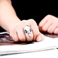 thumbnail image 4 of Anillo de casco de calavera de cuervo nórdico europeo y americano, joyería vikinga de acero inoxidable, 4 of 5