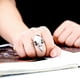 thumbnail image 5 of Anillo de casco de calavera de cuervo nórdico europeo y americano, joyería vikinga de acero inoxidable, 5 of 5