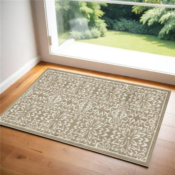 HomeRoots 552984 2 x 4 ft. Floral Machine Made Rectangle Area Rug, Taupe & Ivory
