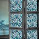 thumbnail image 4 of Película de privacidad para vidrieras, cubiertas de vidrio estáticas de una cara, decoración para ventanas de vidrio de baño, 17,7 "x 118", adoquines azules, 4 of 5