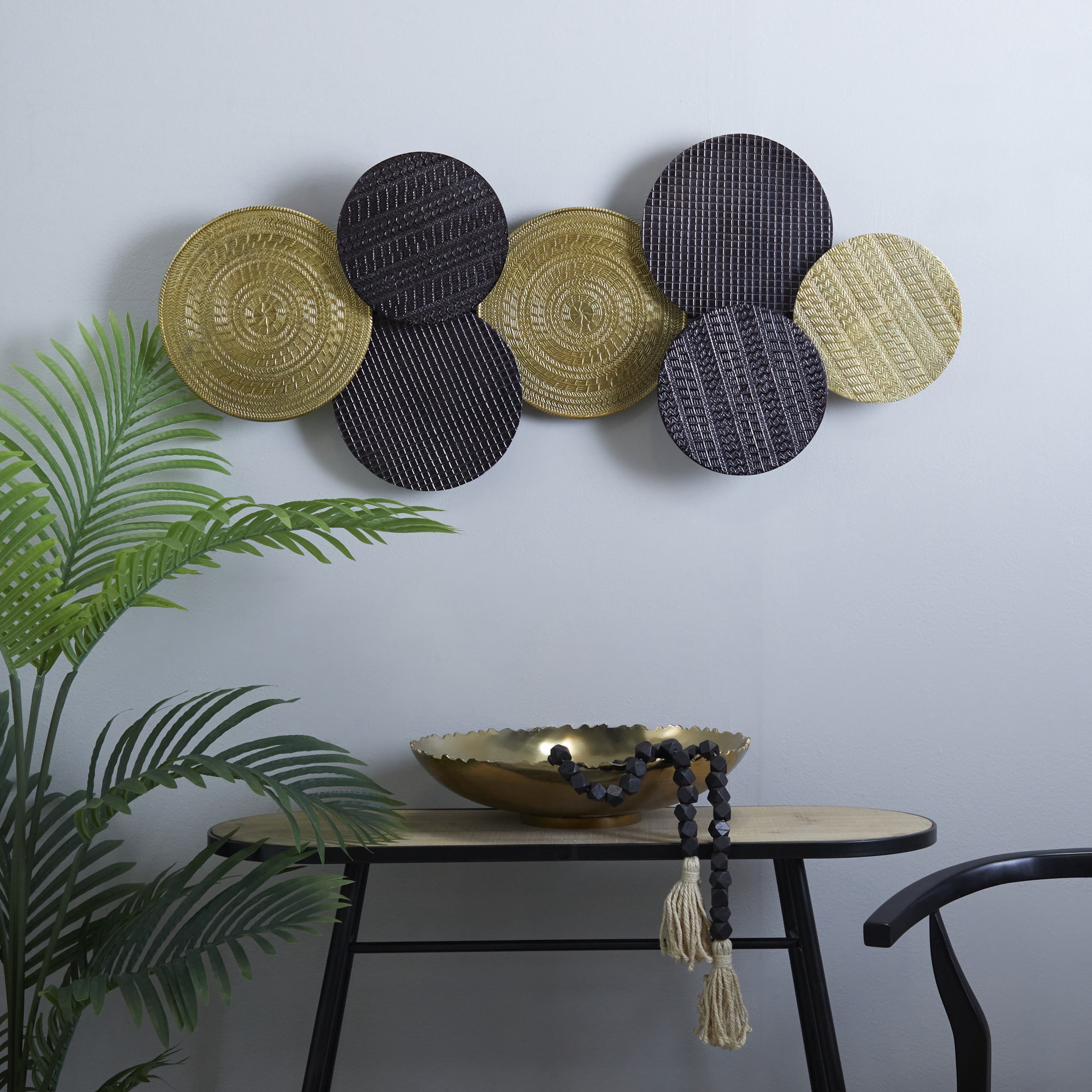DecMode Gold Aluminum Tribal Plate Wall Decor with Textured Pattern