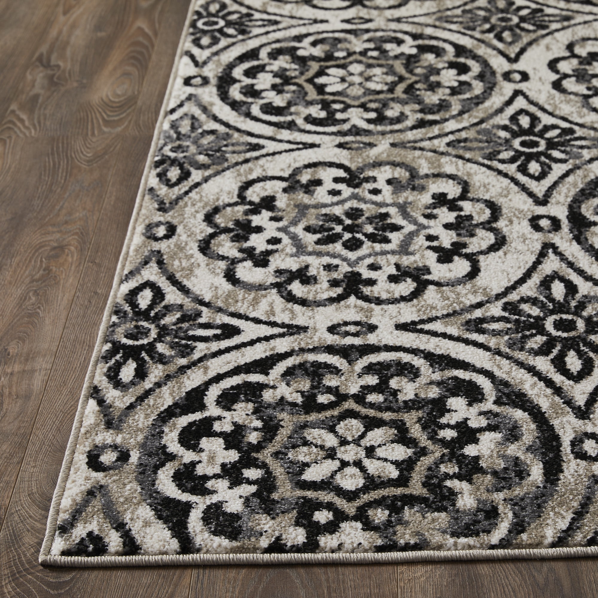 Loomaknoti Ohanzah Owena 6' x 9' Gray Medallion Indoor Area Rug