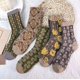 thumbnail image 1 of Zhuge 5 pares de calcetines florales para mujer, calcetines de algodón con rayas nórdicas y flores, calcetines retro bonitos y dulces con flores para niñas, 5-b, 1 of 5