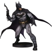 DC Designer Series Batman Collectible Statue (Oliver Coipel)