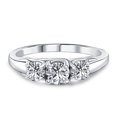 thumbnail image 4 of Pompeii 1ct Three Stone Diamond Ring 14K White Gold (G/H,I1), 4 of 6