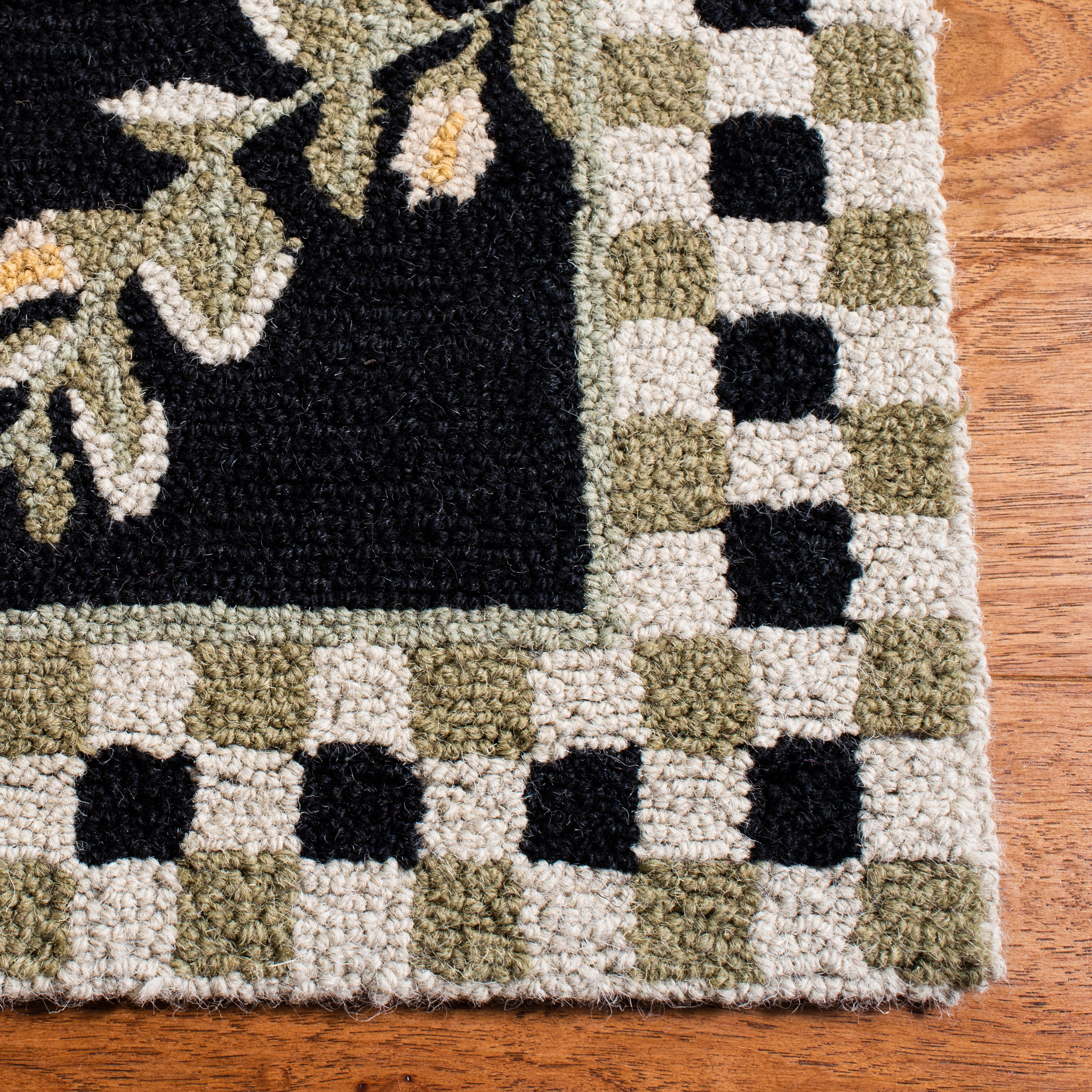 Safavieh Chelsea Lara Bordered Wool Runner Rug, Black, 2'6" x 6'