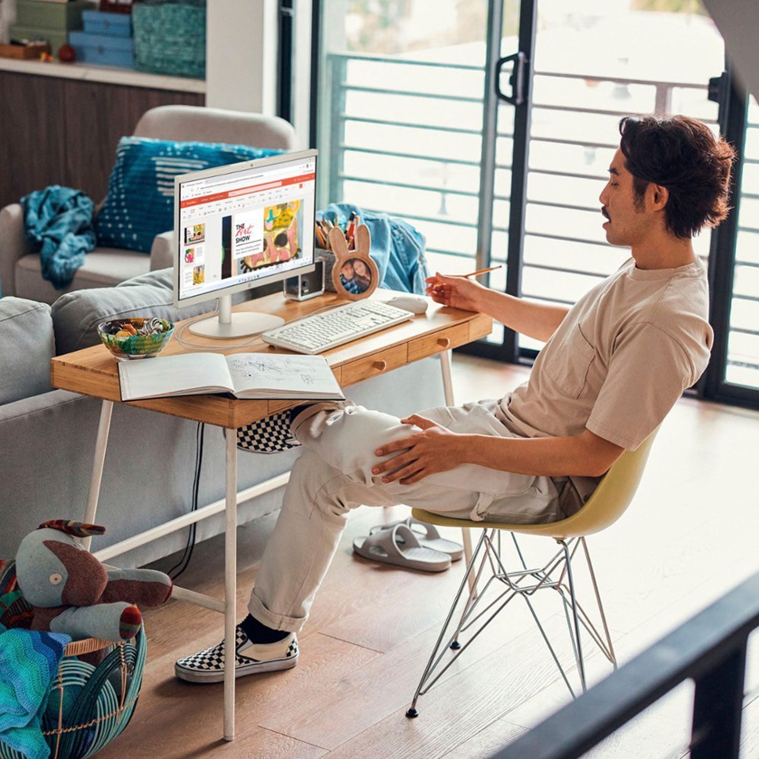 HP Premium 21.5" All-in-One Computer, 21.5" FHD Display, Intel Celeron J4025, 16GB RAM, 512GB SSD, Wired KB & Mouse, Webcam, HDMI, Wi-Fi 6, Win 11 Home, White