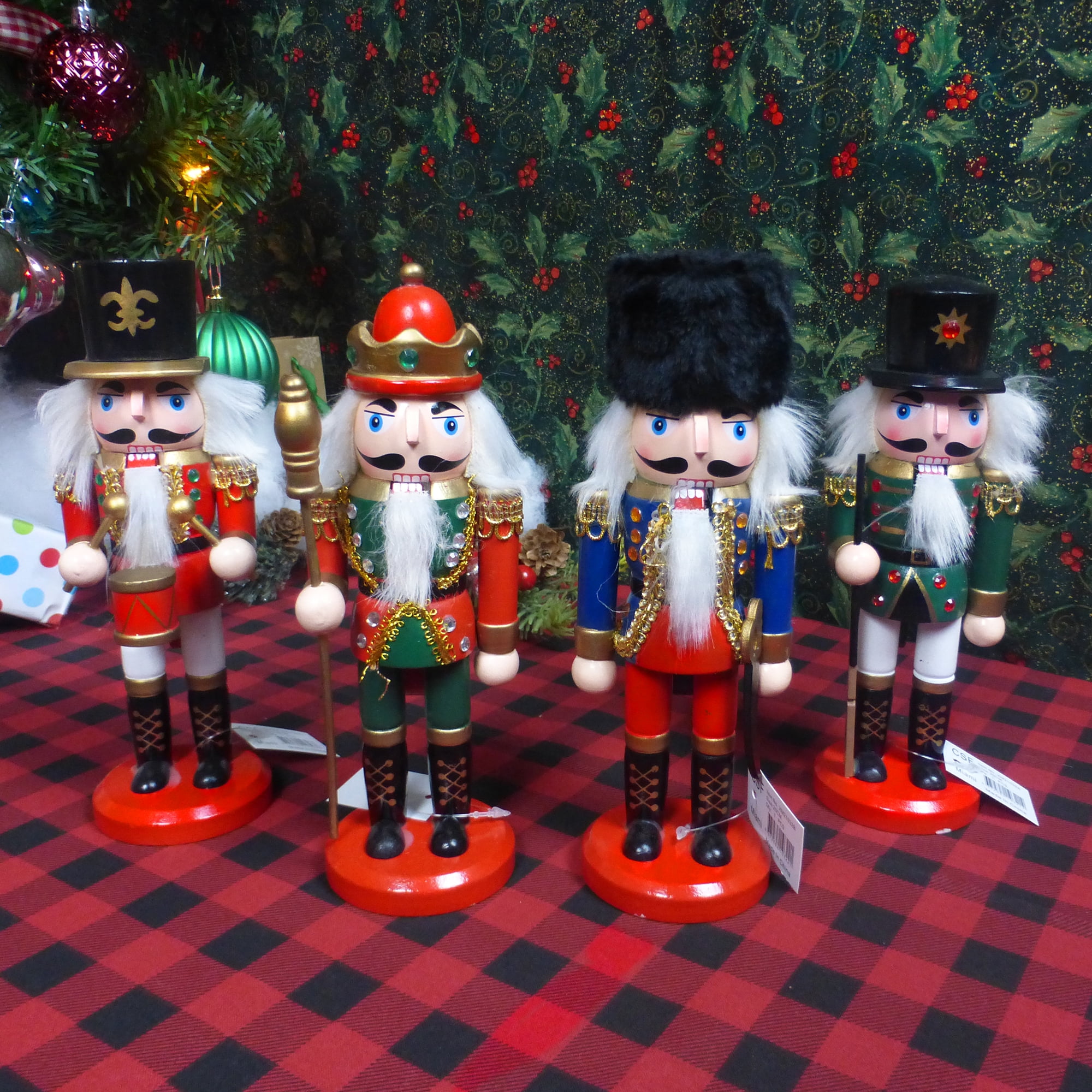 8 Nutcracker Christmas Decoration (Set of 4) - Traditional Wooden King,  Soldier, Drummer, & Gunner Styles. For Friends, Family, and Coworkers. 