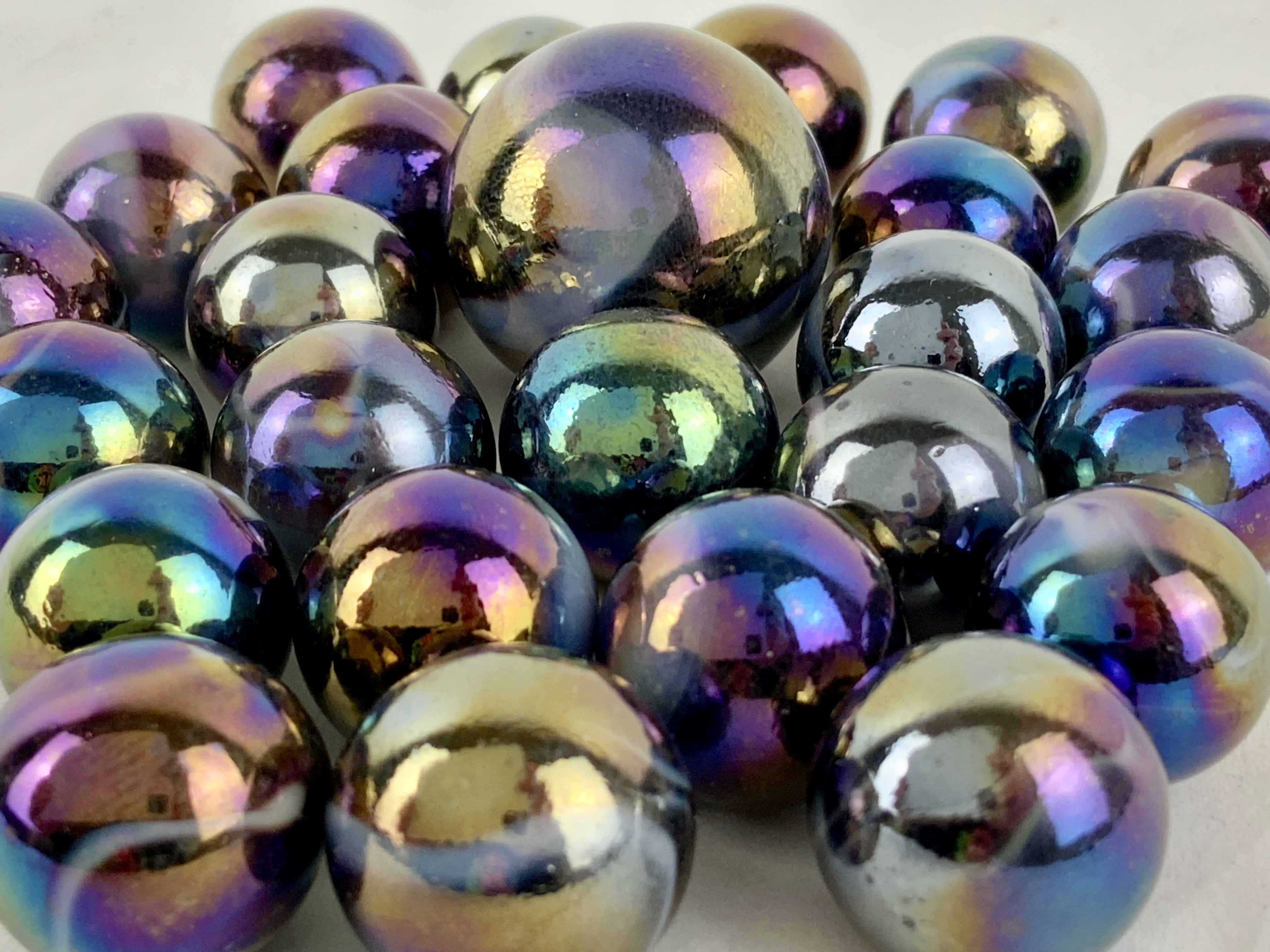 25 Glass Marbles MILKY WAY Purple/Gold Oil Slick Metallic Iridescent Shooter new 