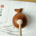 thumbnail image 1 of Pescado de madera para aliviar el estrés, decoraciones de oficina realistas, pequeños adornos, tiburón Sakeban, emociones, juguetes para el ambiente de trabajo estable, 1 of 5