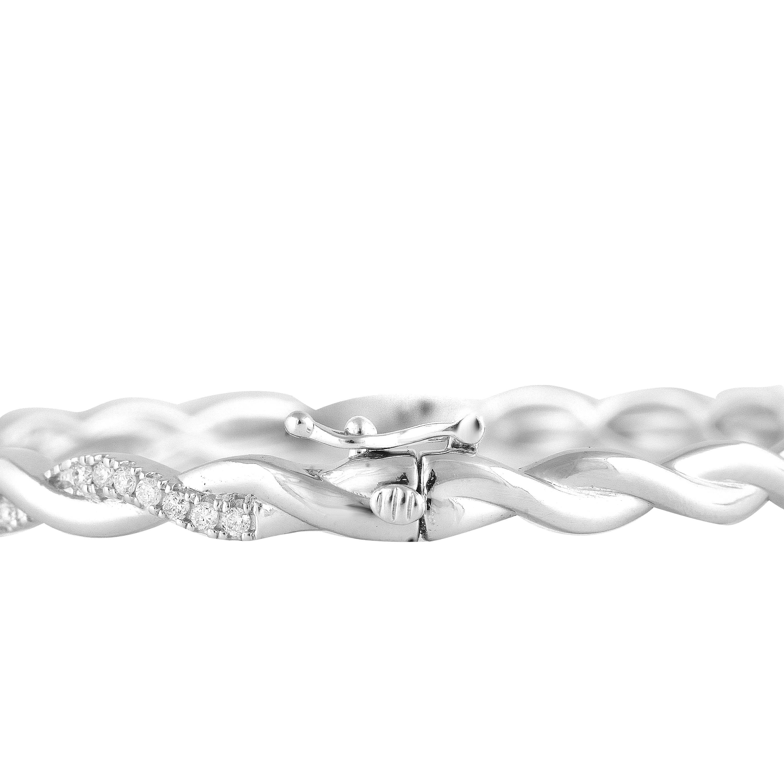 Unique Moments 1/2 Ct Round Lab Grown Diamond Infinity Bangle in Silver for Women (H-I, SI-I1)