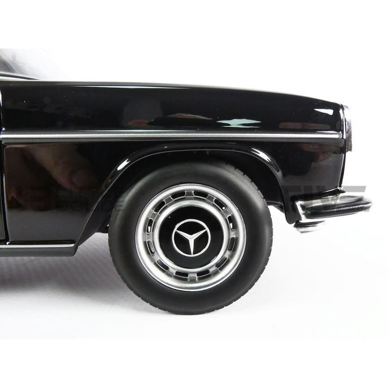 1/18 Norev ノレブ メルセデス ベンツ 200 タクシー 1968年 Amazon.com: NOREV 1/18 - Mercedes-Benz 200 Taxi -1968-183776