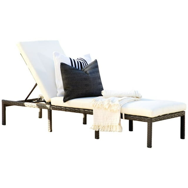 Bowery Hill Chaise Longue en Osier en Marron
