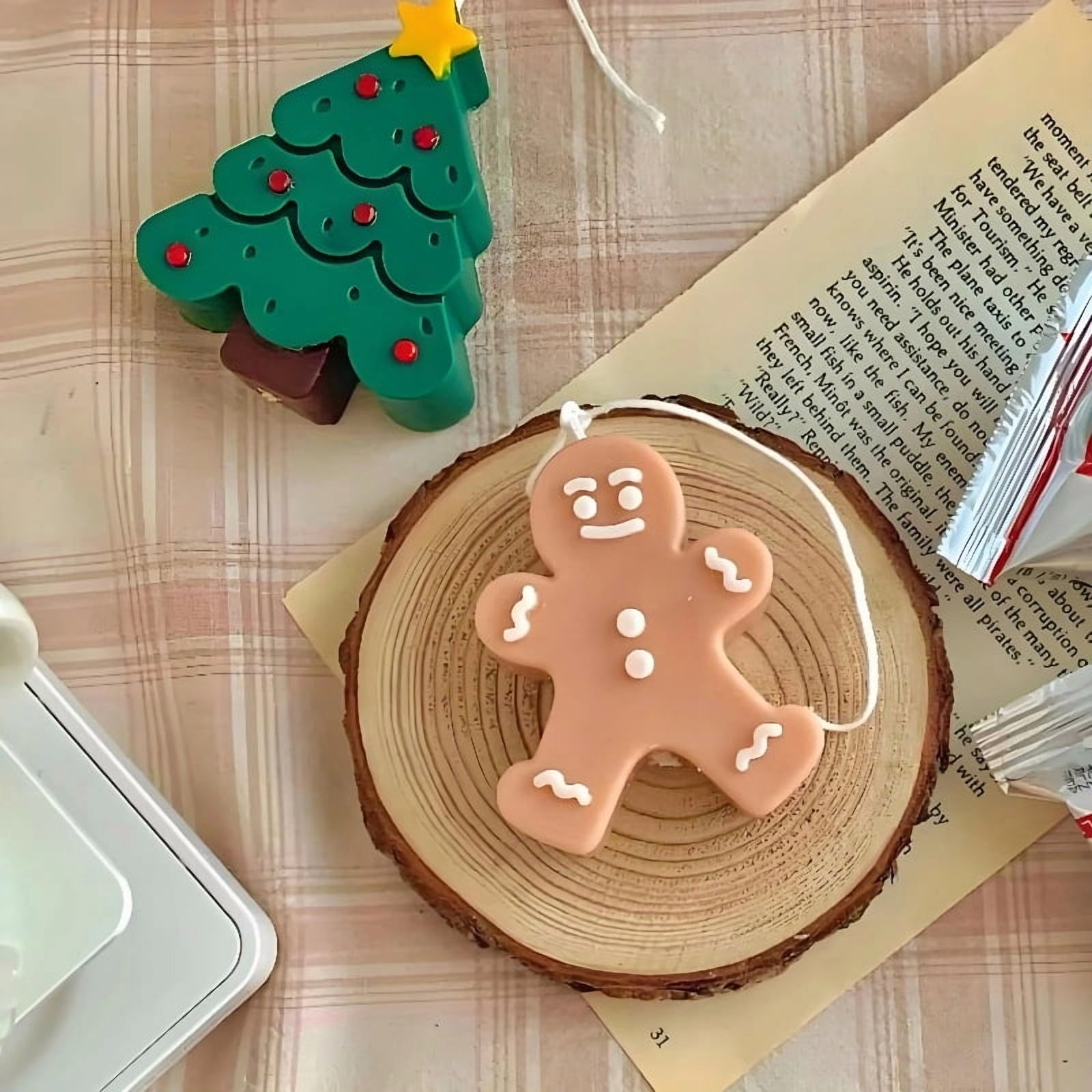 3pcs Pine Tree Gingerbread Man Snowflake Silicone Candle Mold DIY Cartoon Plaster Clay Resin Mold Decoration