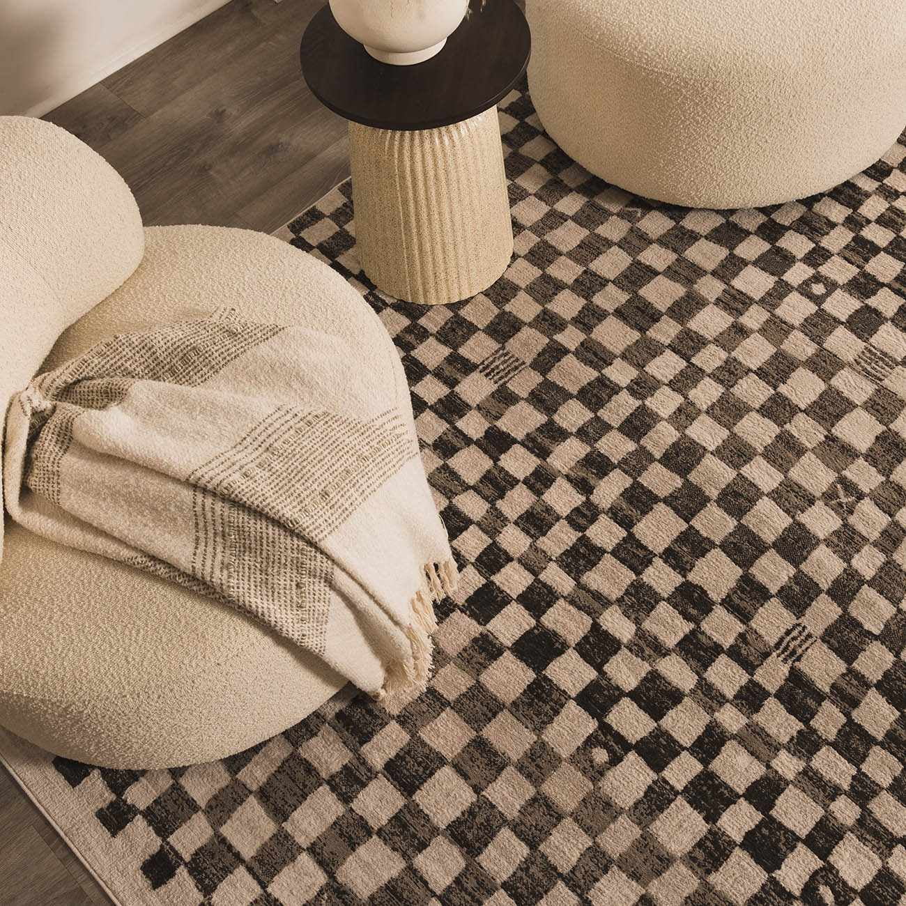 Hauteloom Benjy Living Room, Bedroom Area Rug - Contemporary - Cream, Charcoal - 4' x 6'