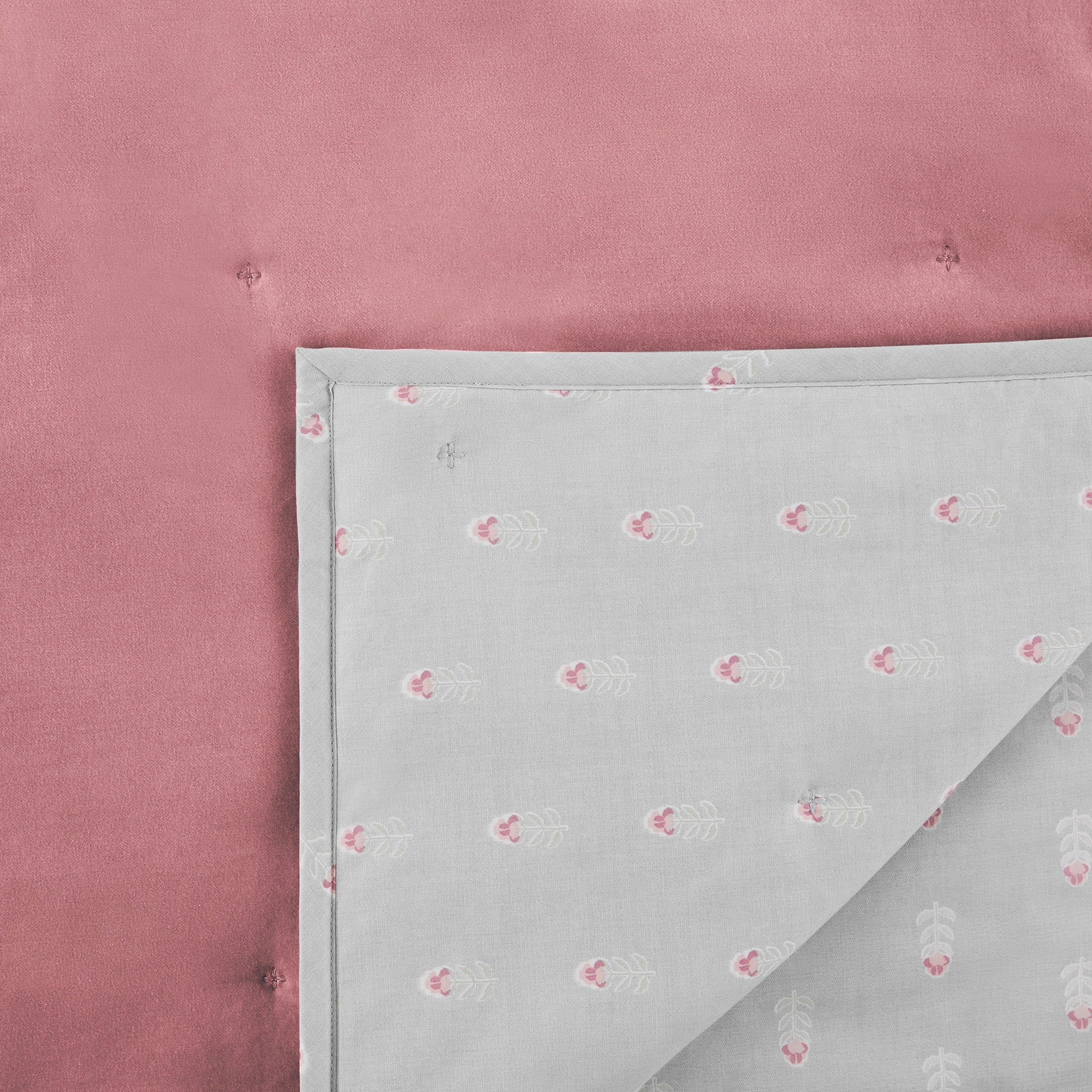 Beautiful The Bedding Collection By Drew Barrymore Velvet Quilts, King - Reversible