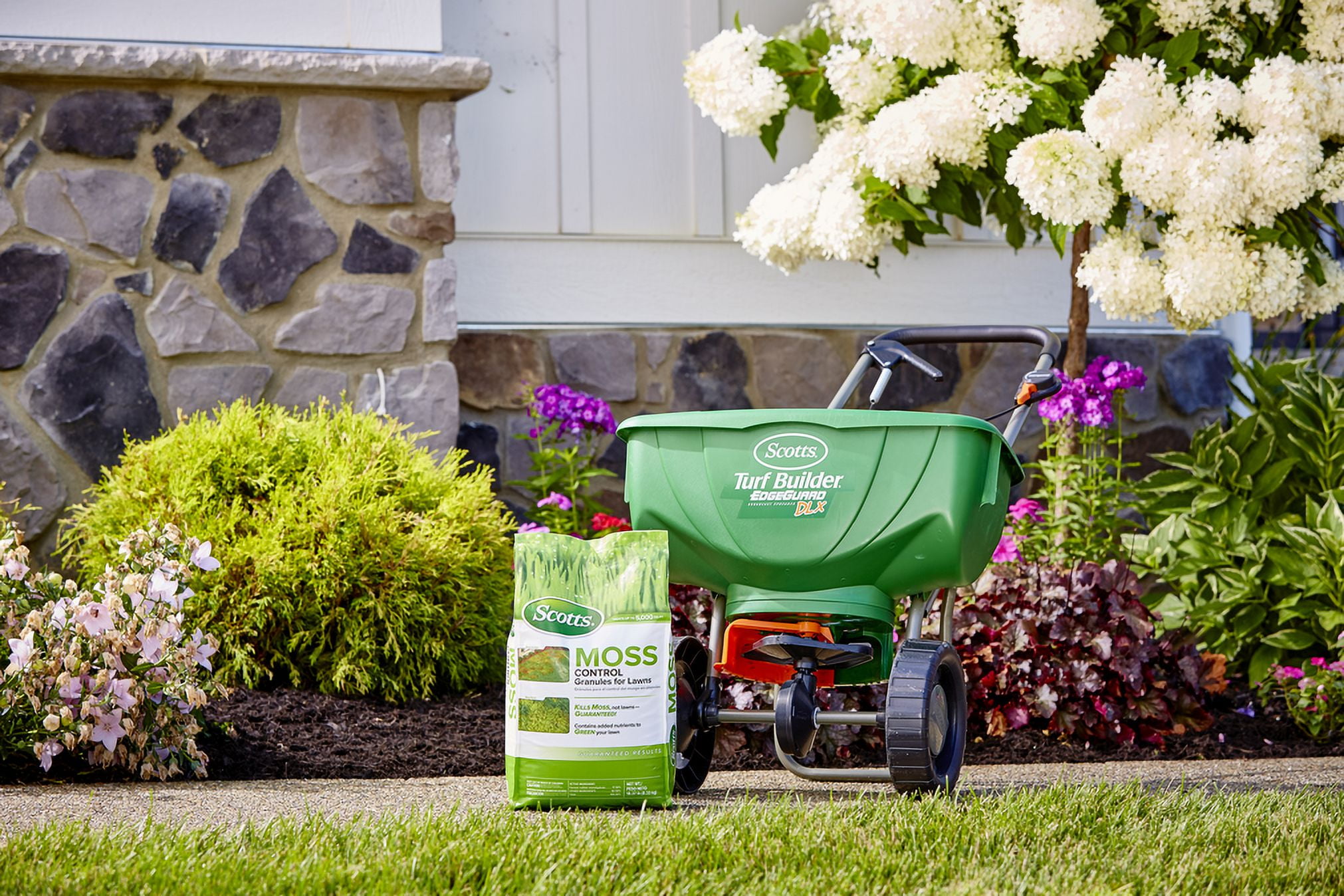 Scotts Moss Control Granules for Lawns 18.37 lbs.